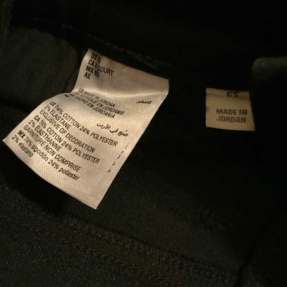 Tags - Picture 2 of 4
